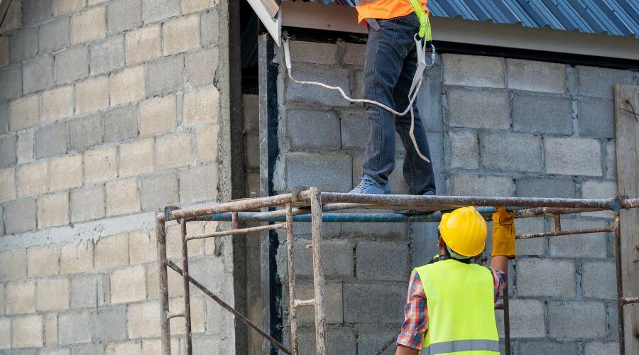 Expert Emergency Roof Repairs services in Troutdale, VA